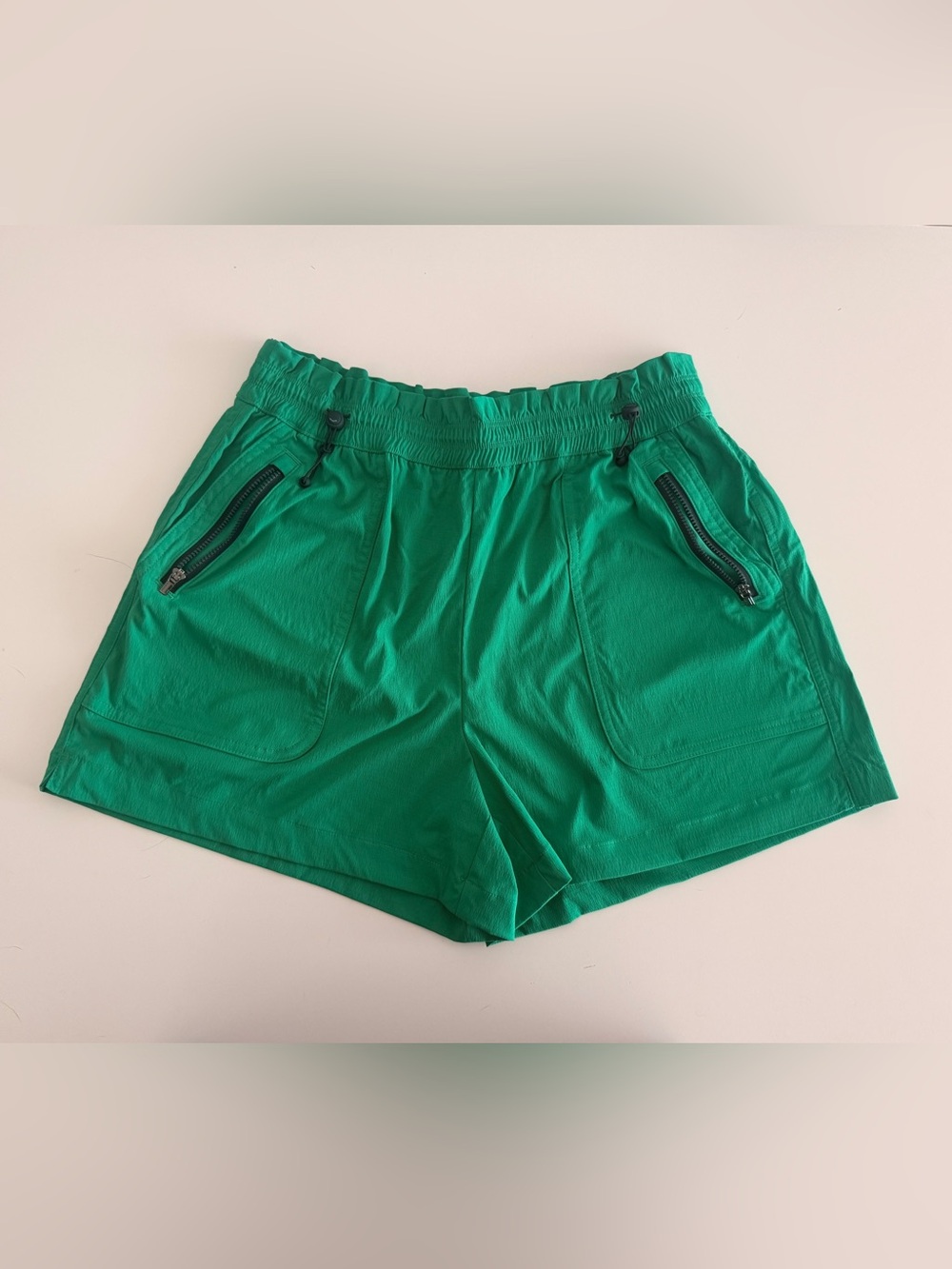 Athleta Emerald Green Athletic Drawstring Hiking Shorts
